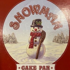 Williams & Sonoma snowman cake pan ⛄️